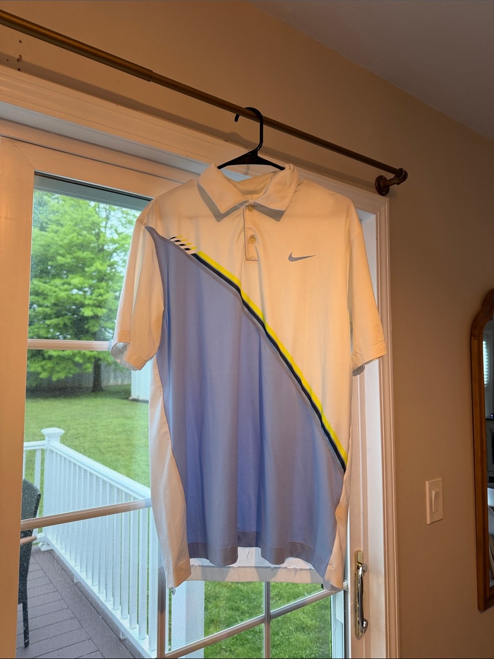 Nike Men’s White, Light Blue & Yellow Diagonal Stripe Polo